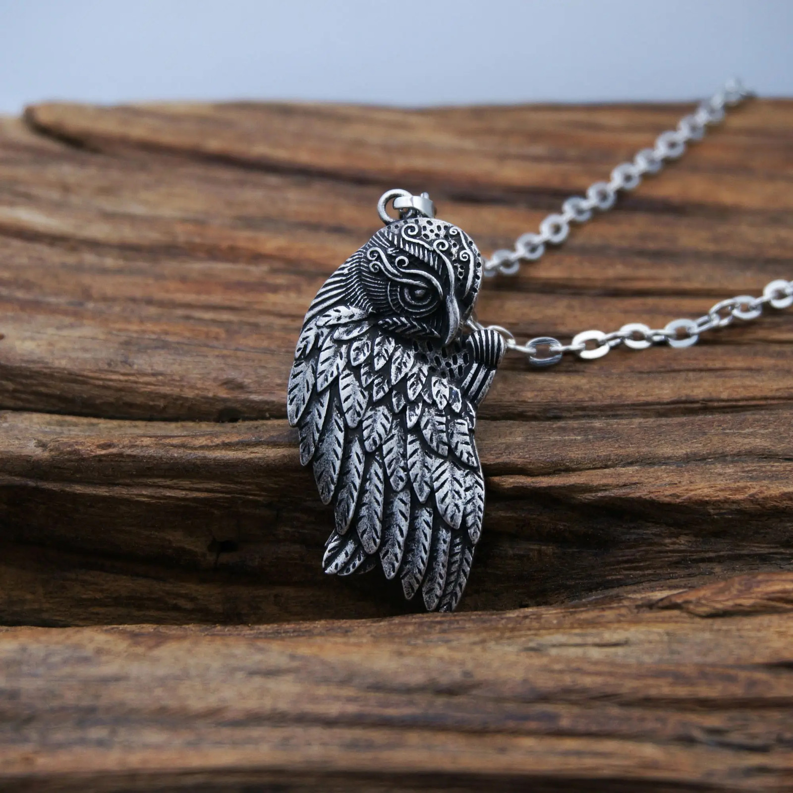 1PCS/lots Owl Pendant Charm Wisdom Greek Mythology Owl Necklace