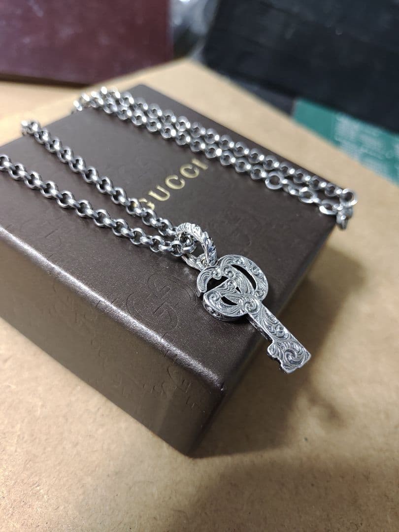 Excellent GUCCI Silver 925 Arabesque Key Necklace – Luxurious Feel, With Box.