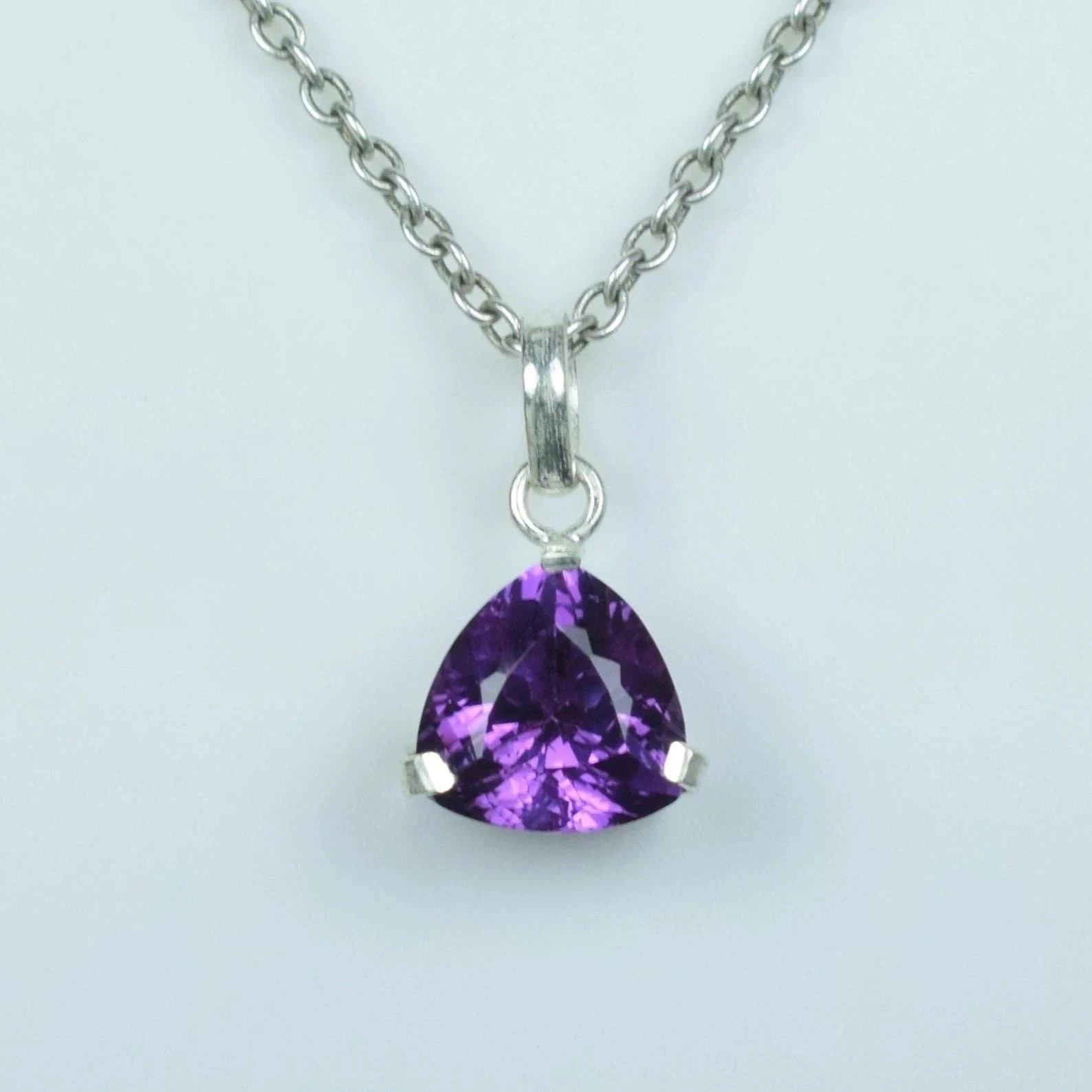 25Ct Natural Purple Trillion Amethyst Sterling Silver Solitaire Pendant Gemstone