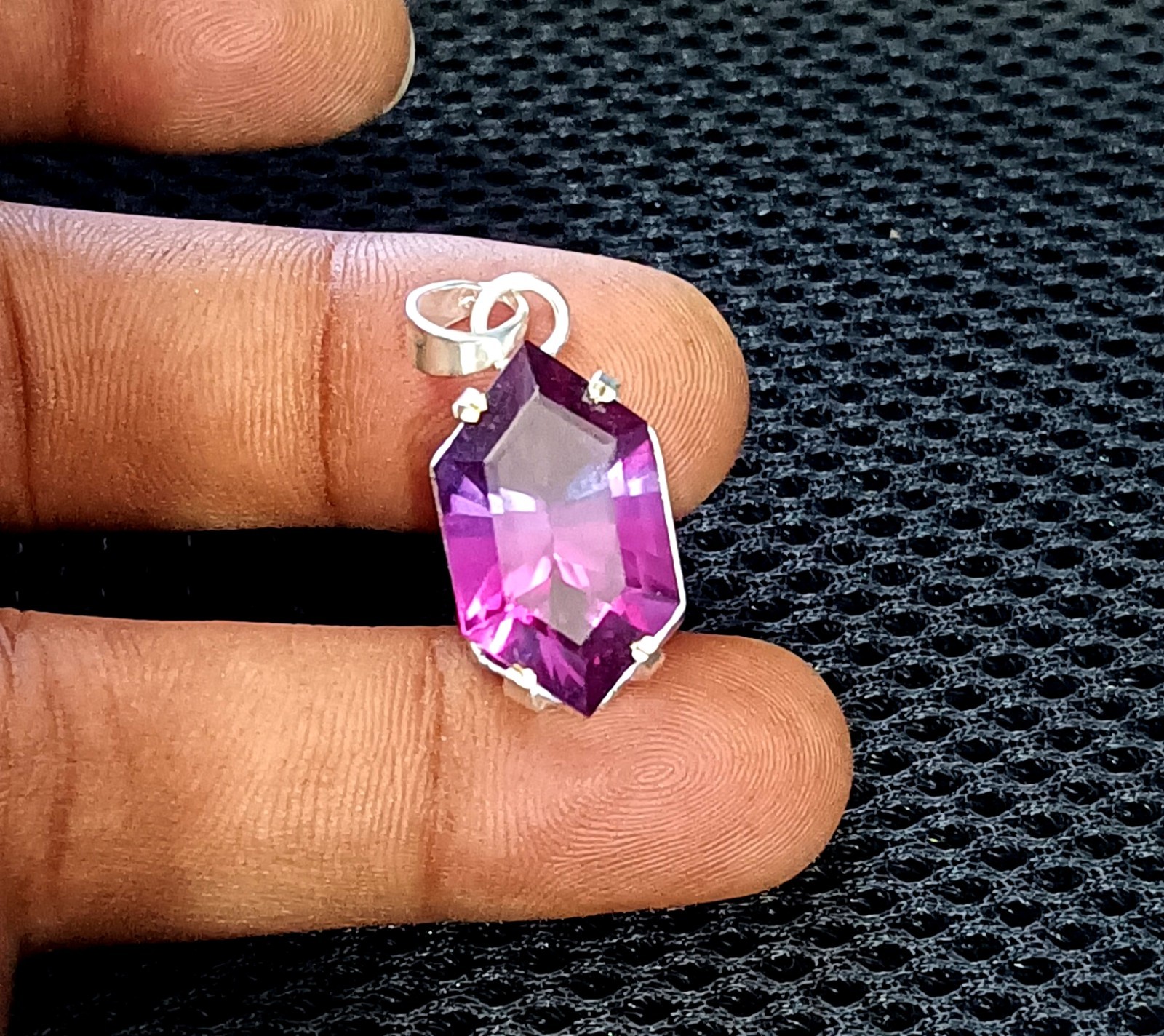 Natural 29.20 CT Color Change Alexandrite Certified Gemstone Pendant 925 Silver