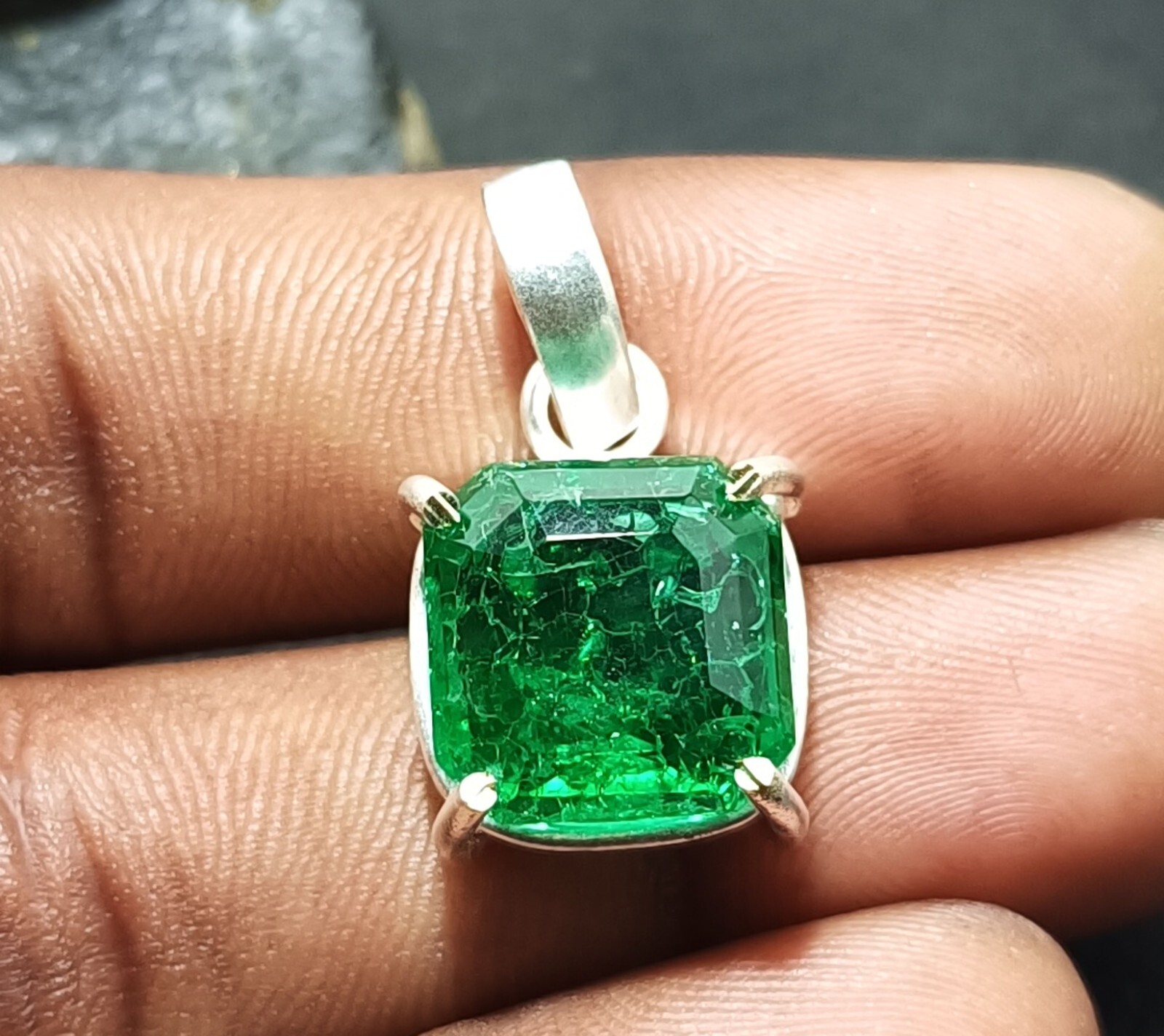 Certified 25.0 Ct Natural Emerald In Solid Silver Asscher Cut Pendant Gemstone
