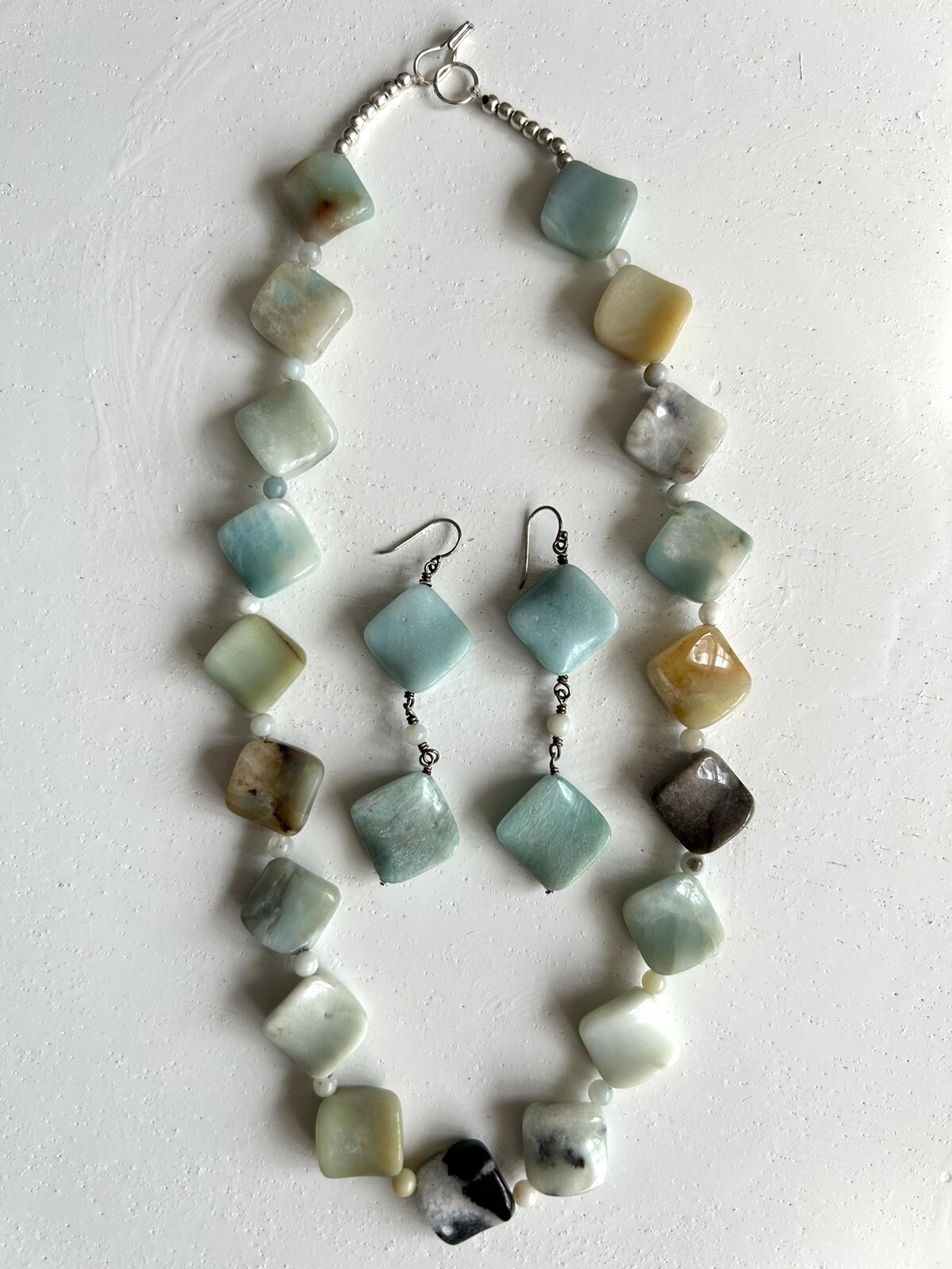 Vintage and beautiful Jade Stone Handmade Necklace with mat earing set on sale