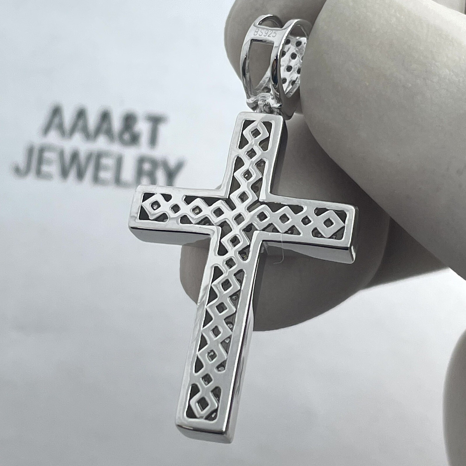 925 Solid Sterling Silver Cubic Zirconia Cross Pendant