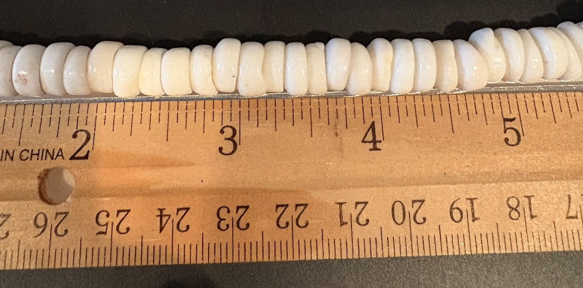 Vintage 19.25 Inch Hawaiian Puka Shell Necklace Large 20mm Shells 73.5 Gr