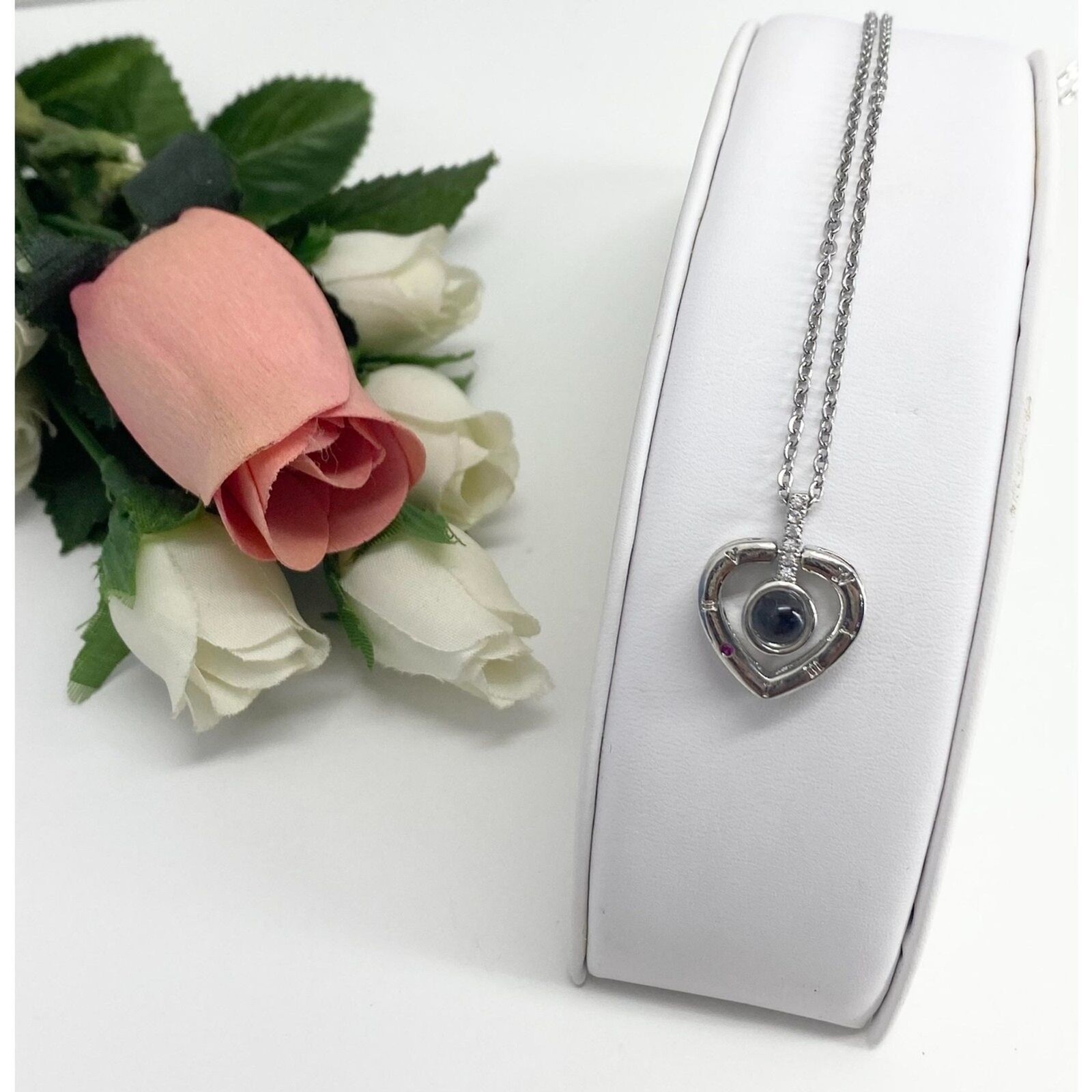 Heart Necklace I LOVE YOU in 100 Languages Projection Heart Silver Plated Love