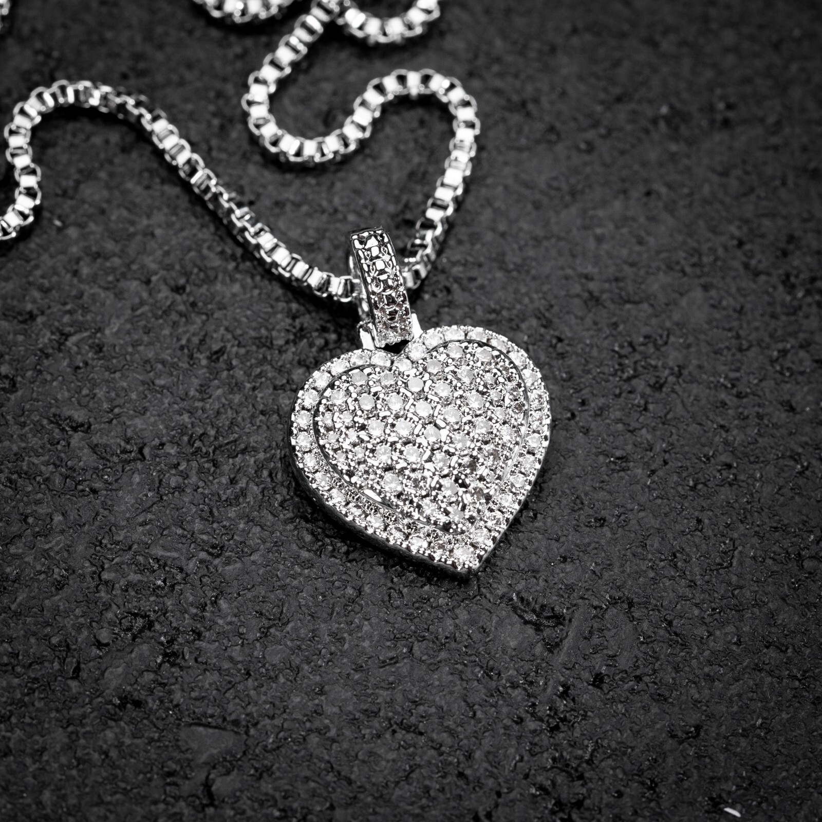 Women’s White Gold Plated Iced Cz Ladies Mini Heart Shaped Pendant Necklace
