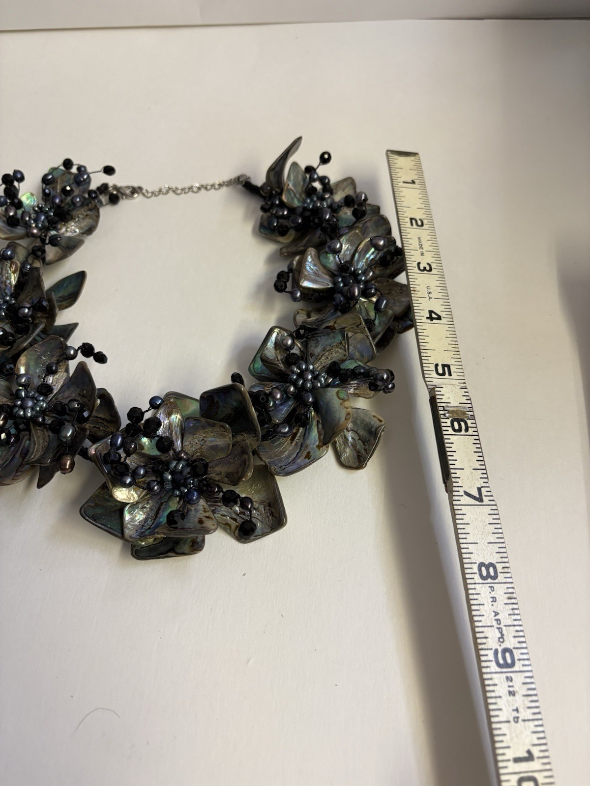 Choker Statement Necklace Floral Pattern Iridescent Petals Black Beads