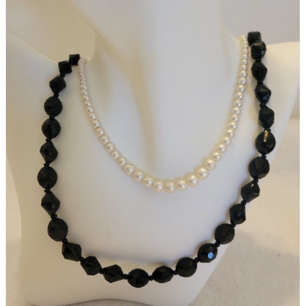 Necklace Lot of 4 Vtg Retro Faux Pearl Beaded Gold Black White Beads Minimalist