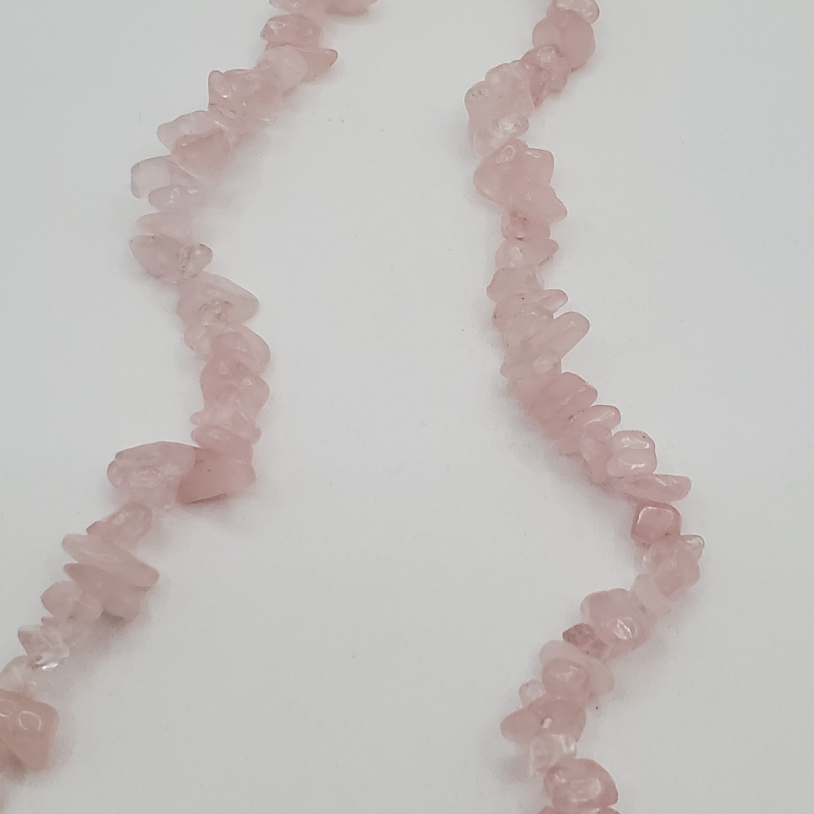 Rose Quartz Gemstone Chip Bead Necklace 23in Pale Pink Stones Magnetic Clasp VTG