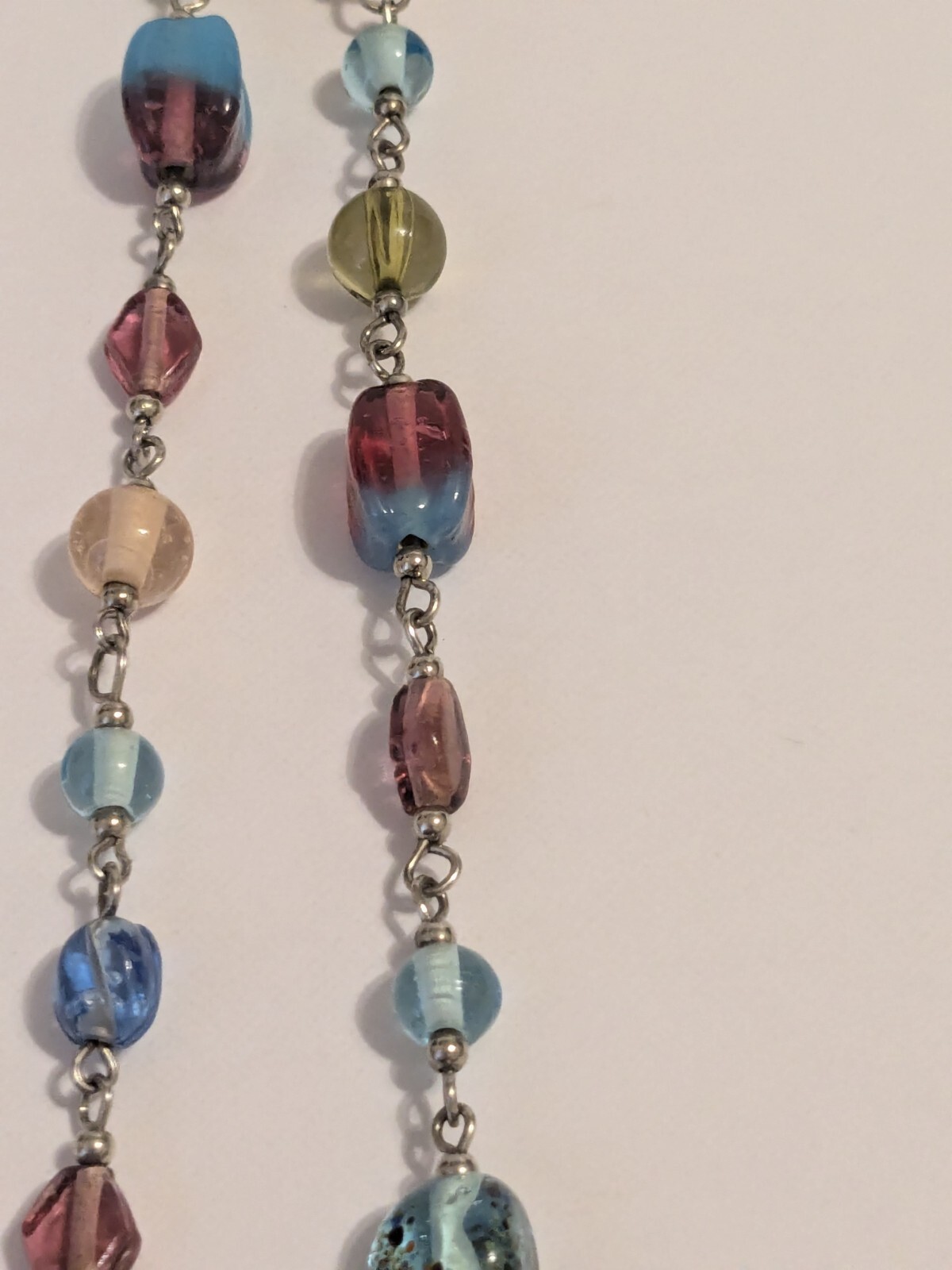 Infinity Style Multicolor Glass Bead Necklace. Silver Tone. 40″. Various Shapes.