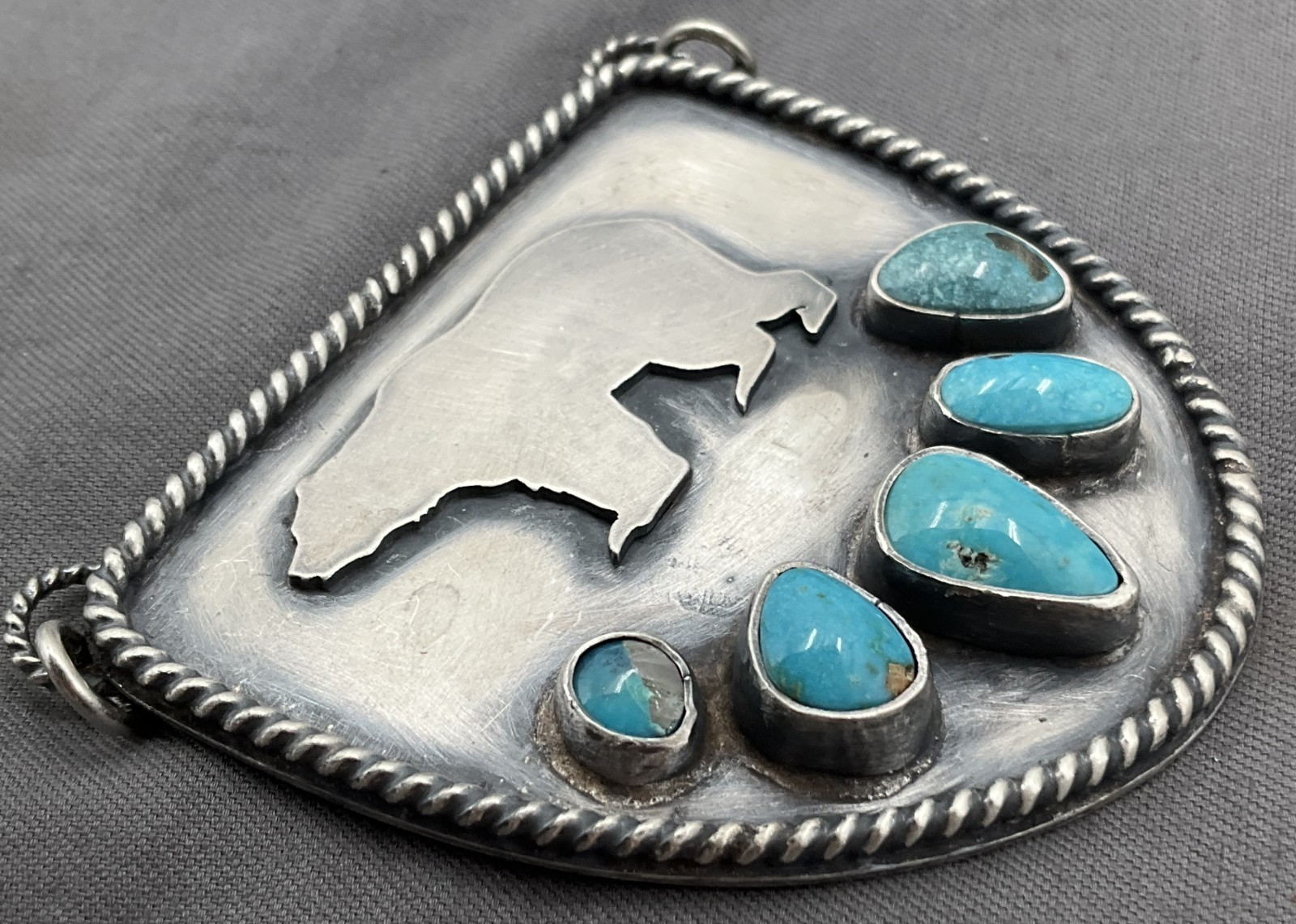 Jenvy Fox Turquoise Sterling Silver Shield Bear Paw Pendant Jewelry Excellent