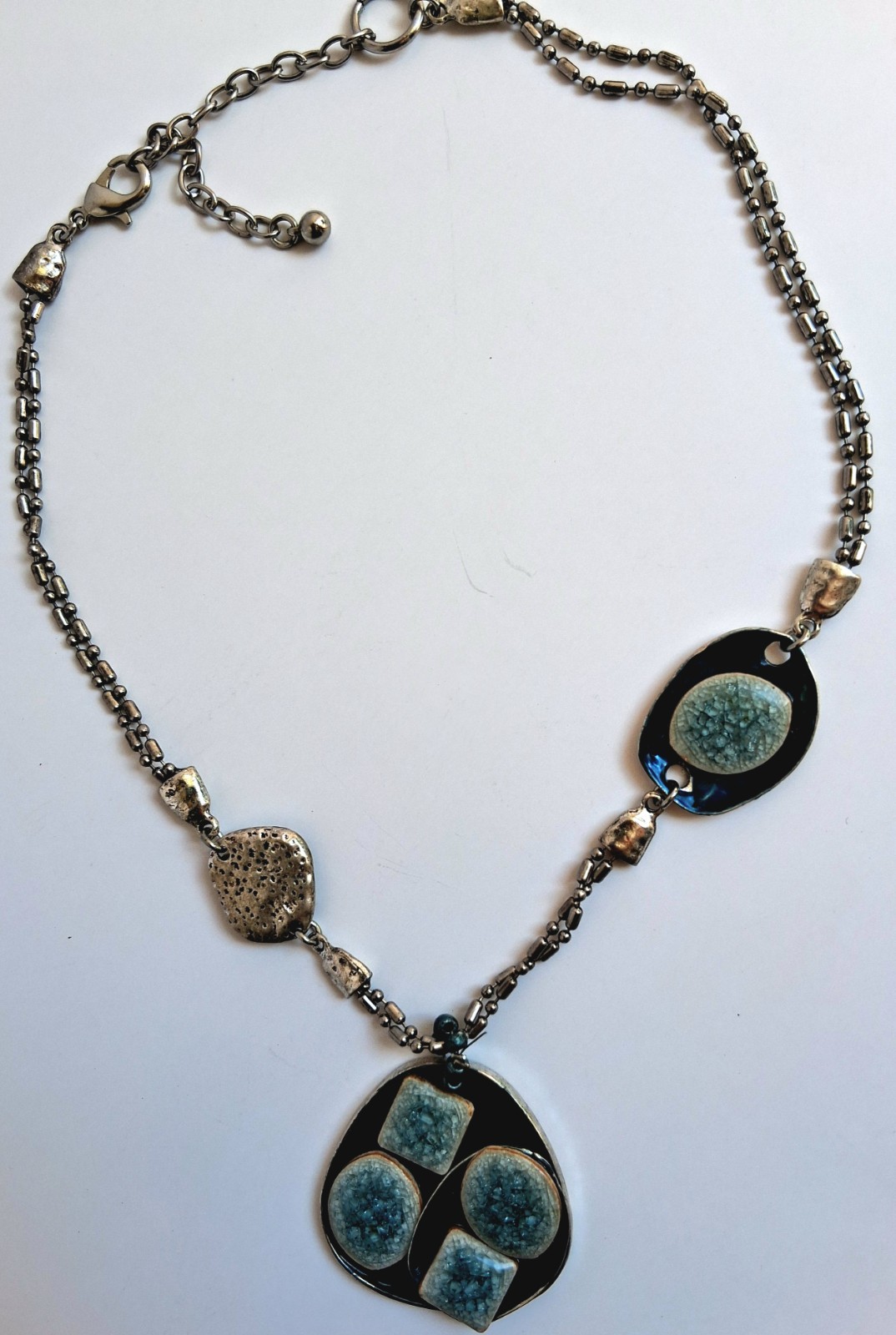 Modern Silver Tone Blue Glitter Stone Geometric Pendant Statement Necklace