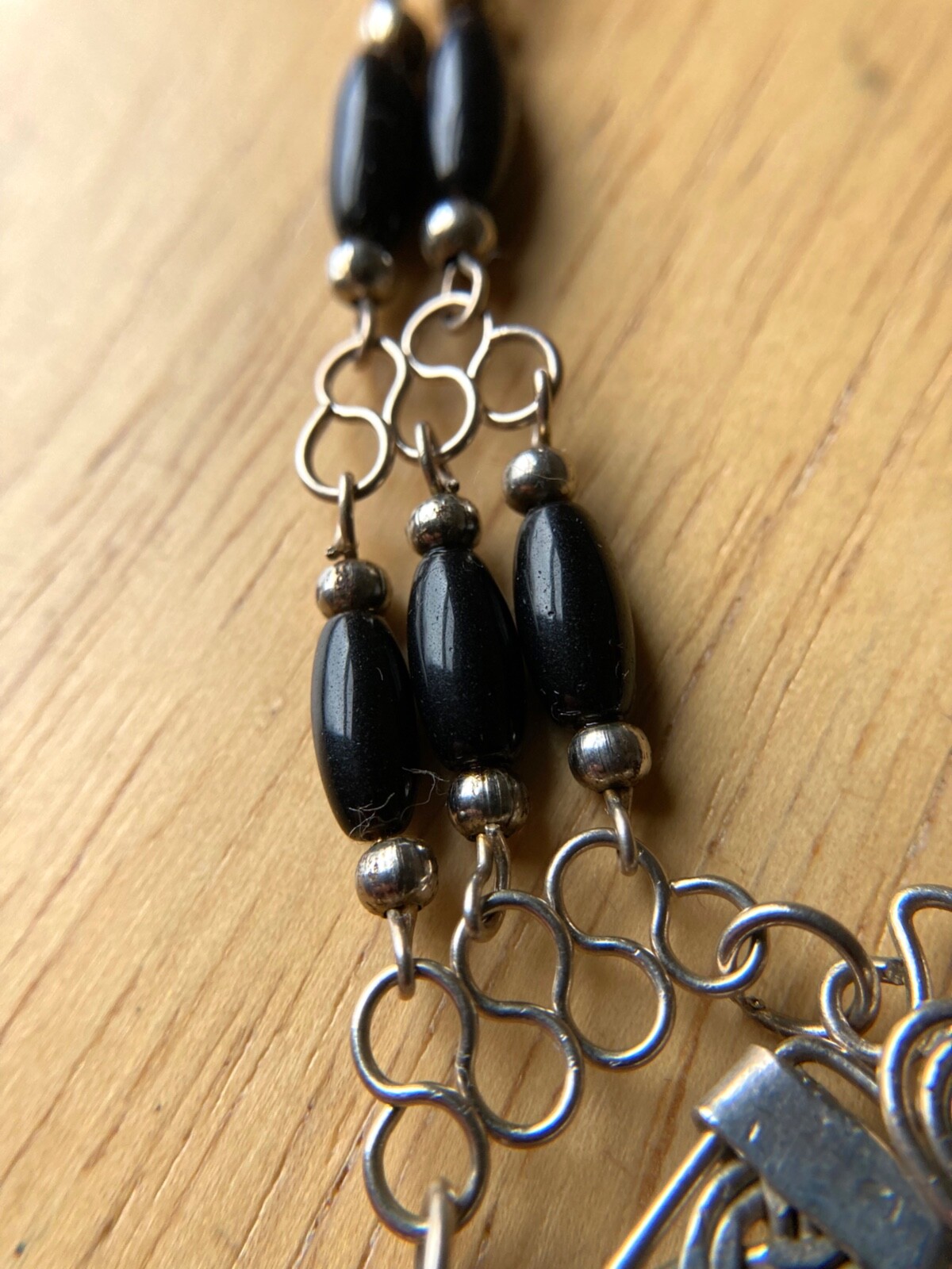 New Handmade Peruvian Alpaca Silver Black Beaded Chocker Necklace 17″ Long