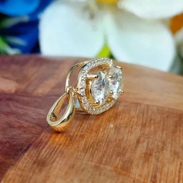 Women’s Elegant Pendant Necklace Round Simulated Diamond 14K Yellow Gold Plated