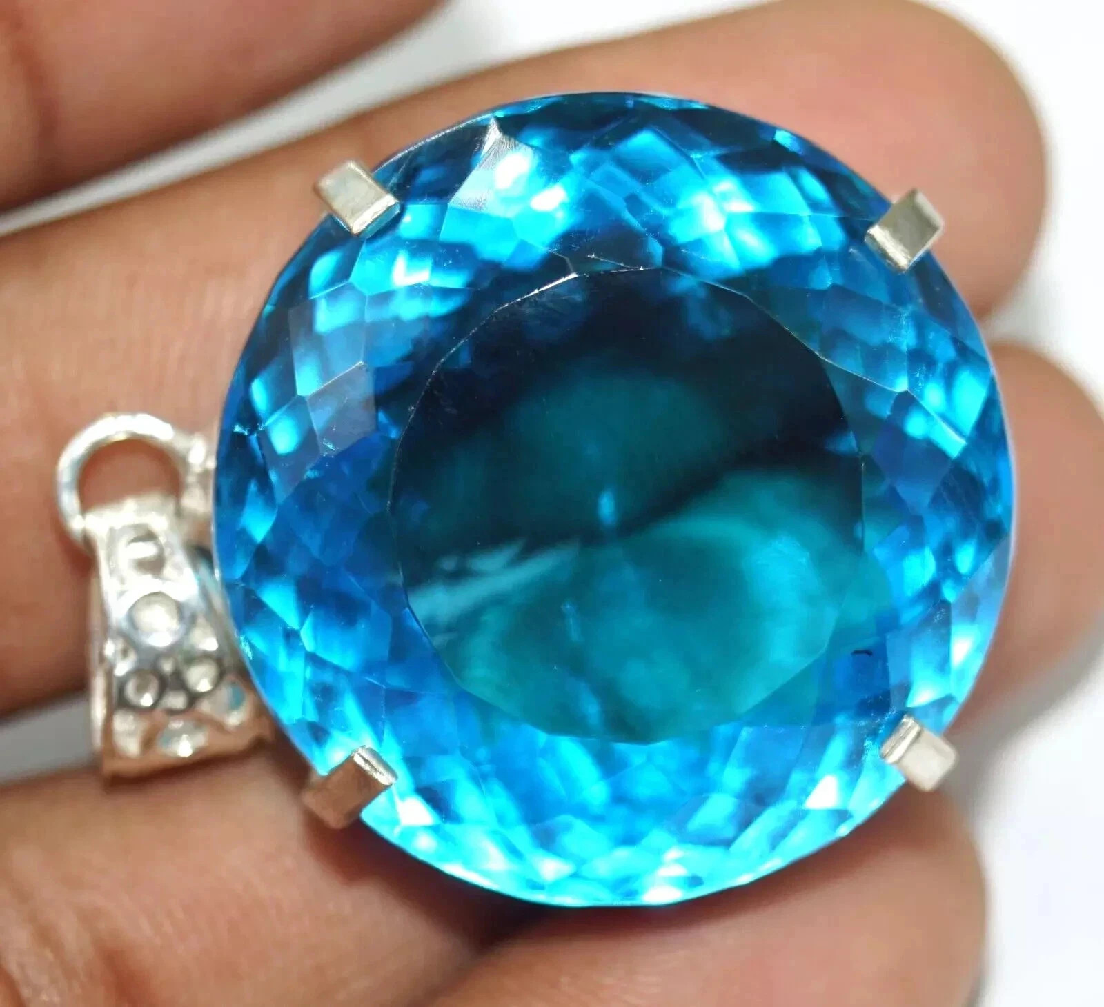 80 CT+ Flawless Blue Aquamarine Pendant 925 Sterling Silver Plated Jewelry