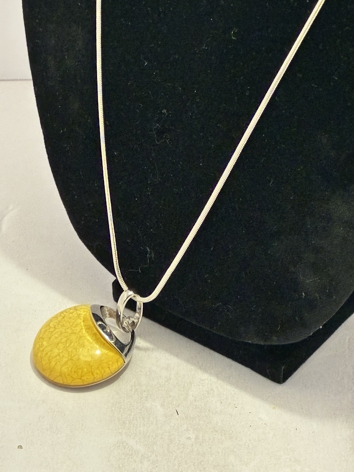 Modernist Yellow Crackle Resin Pendant Necklace Long 30″ Silver Tone Snake Chain