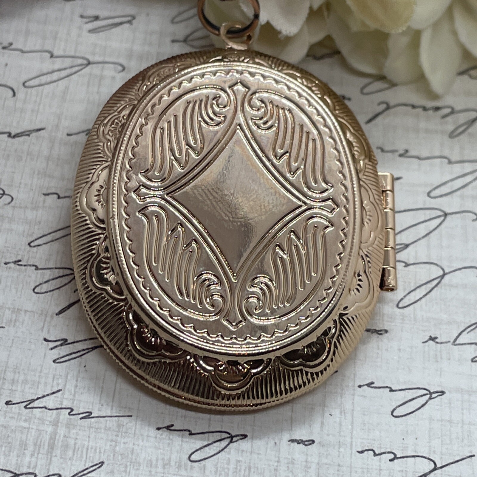 Rose Gold Large Bee Garden Sunflower Wife Locket Necklace Birthday Anniversary
