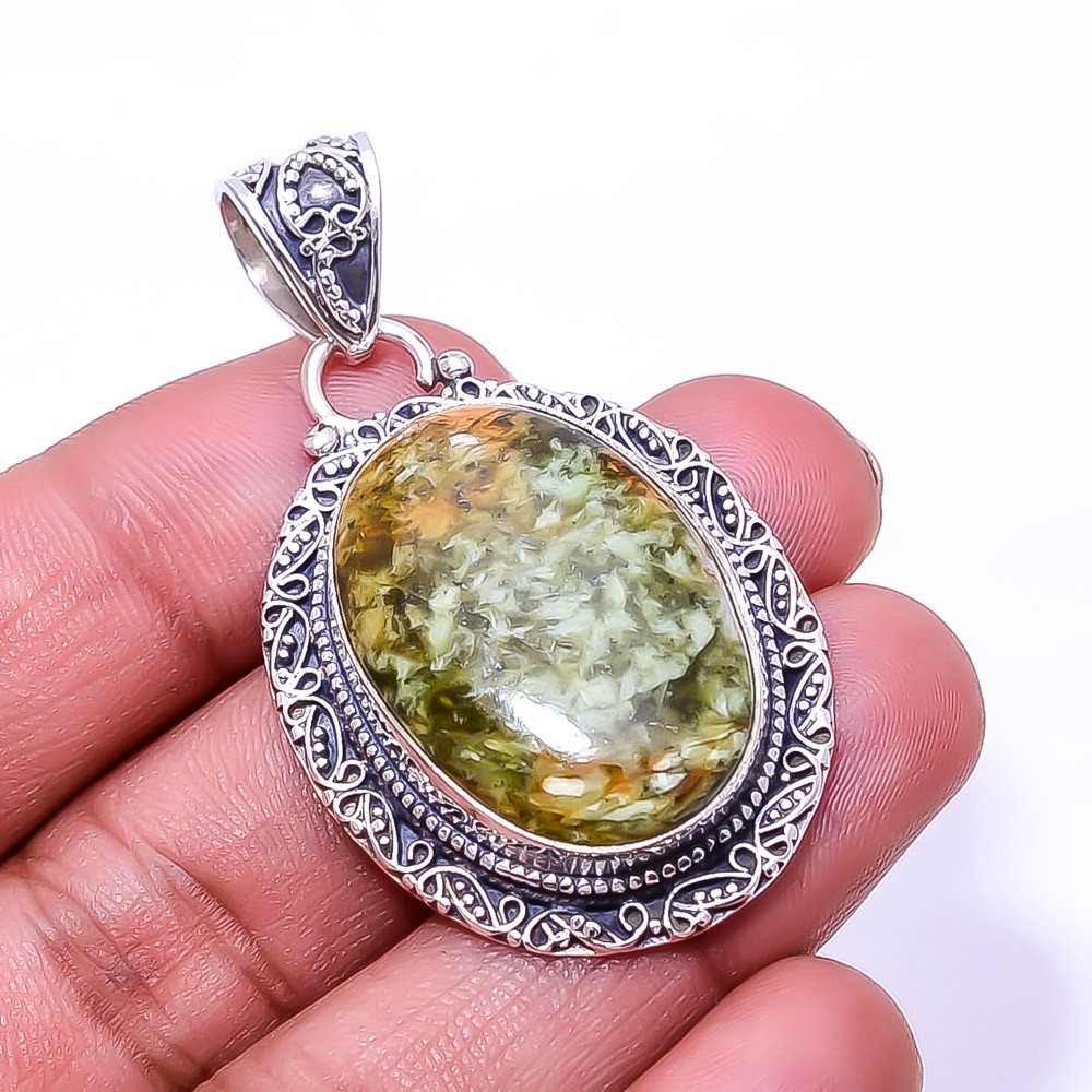 Chrome Chalcedony/Mtorolite Fine Art 925 Sterling Silver Pendant 1.95″ Christmas