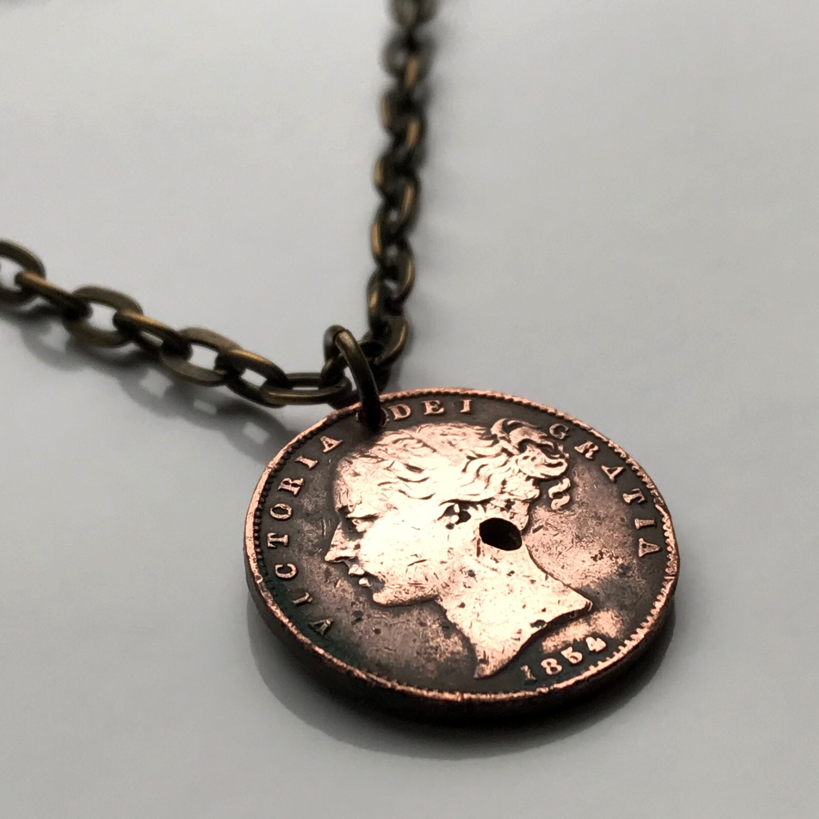 1854 United Kingdom Farthing coin pendant British Queen Victoria London n002237