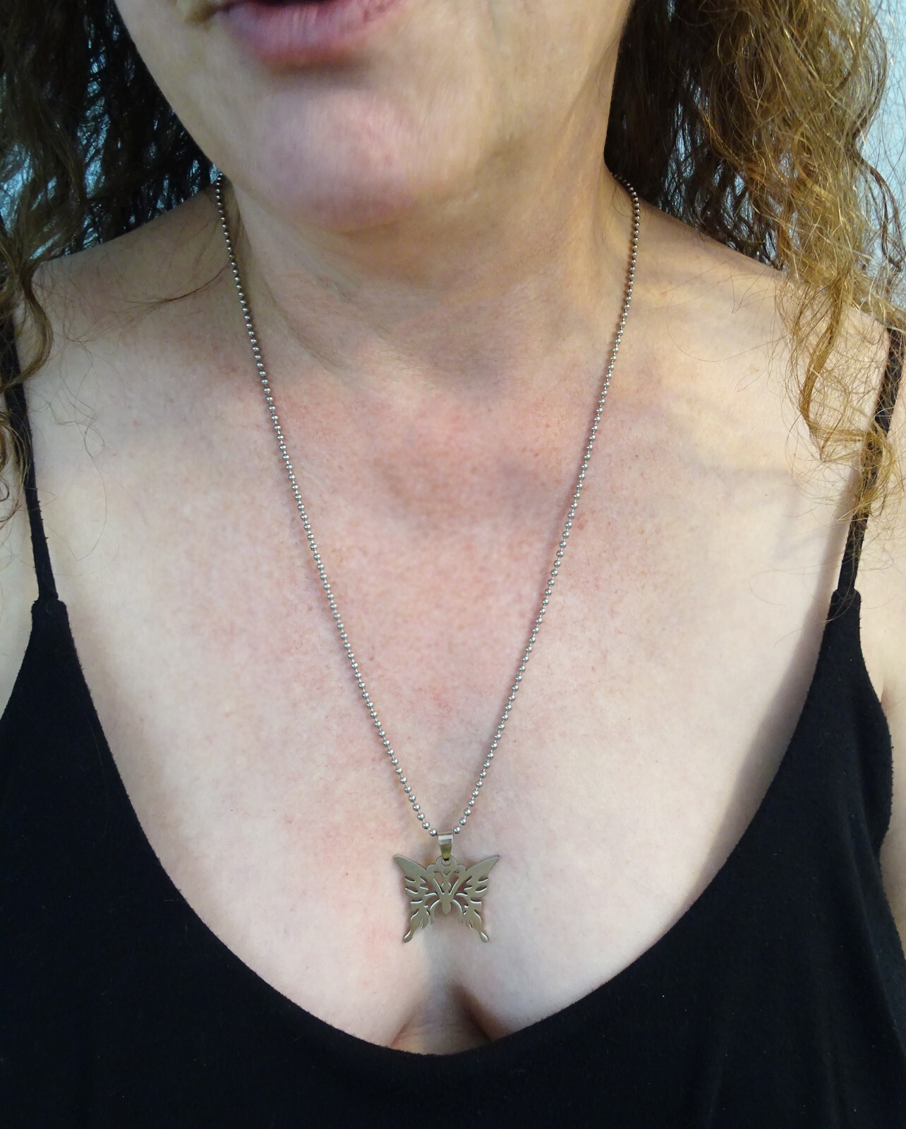 New Large Stainless Steel Butterfly 25” Steel Ball Chain Unisex Retro Necklace