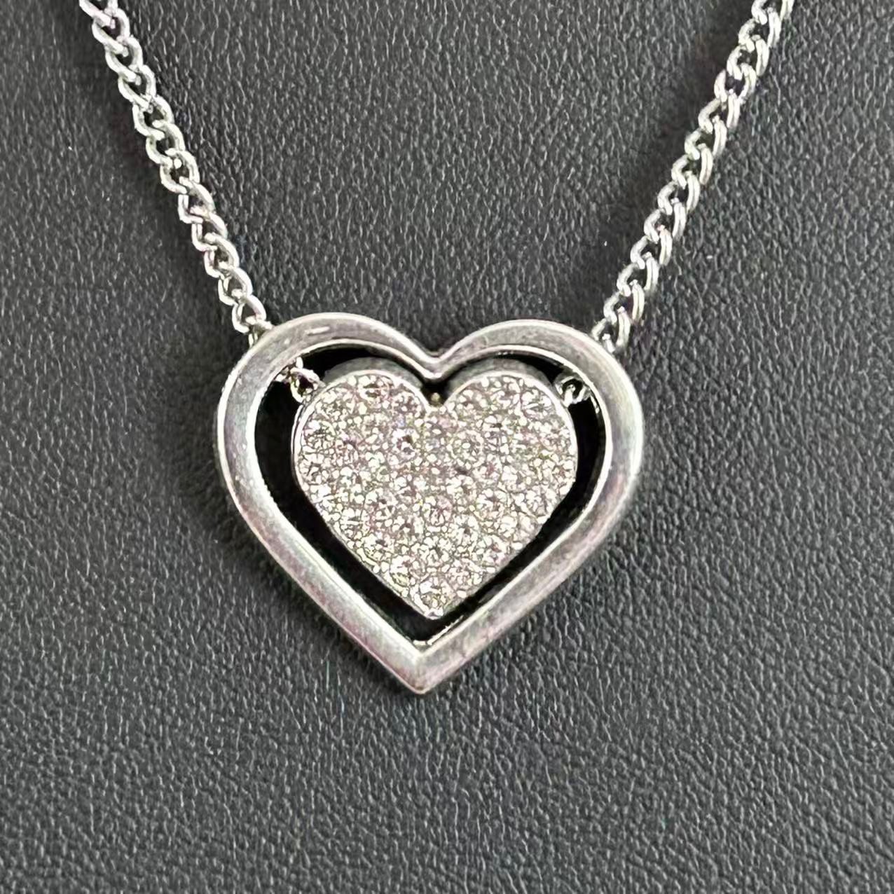 Modern Silver Tone Floating Double Heart Pendant Choker Chain Necklace 16”
