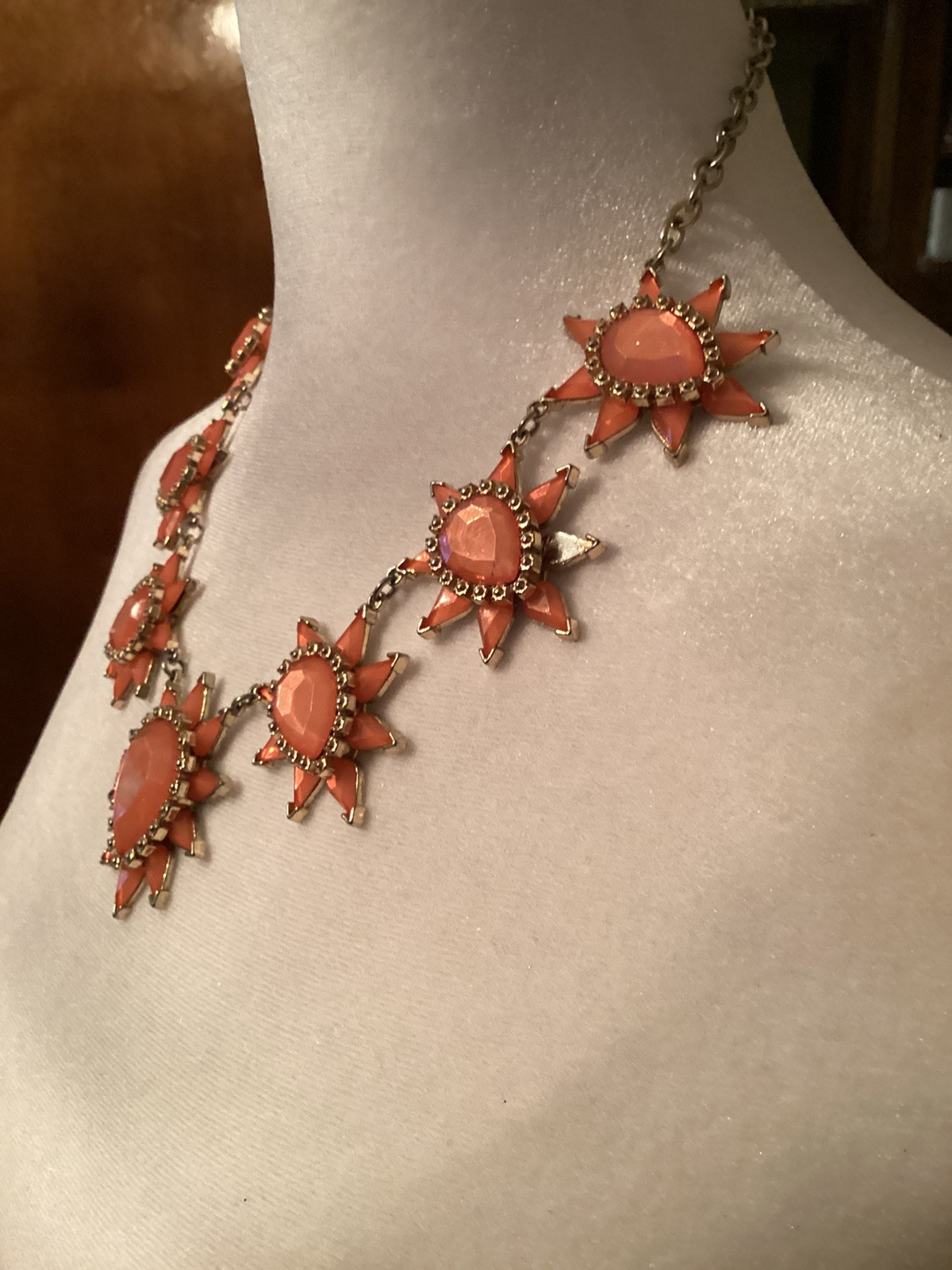 Costume Jewelry Pink And Gold Colored Flower Necklace