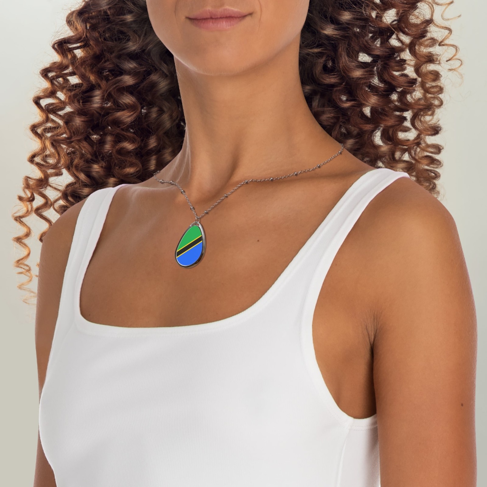 Tanzania Flag Oval Necklace – Zinc Alloy Pendant – One Size / Silver