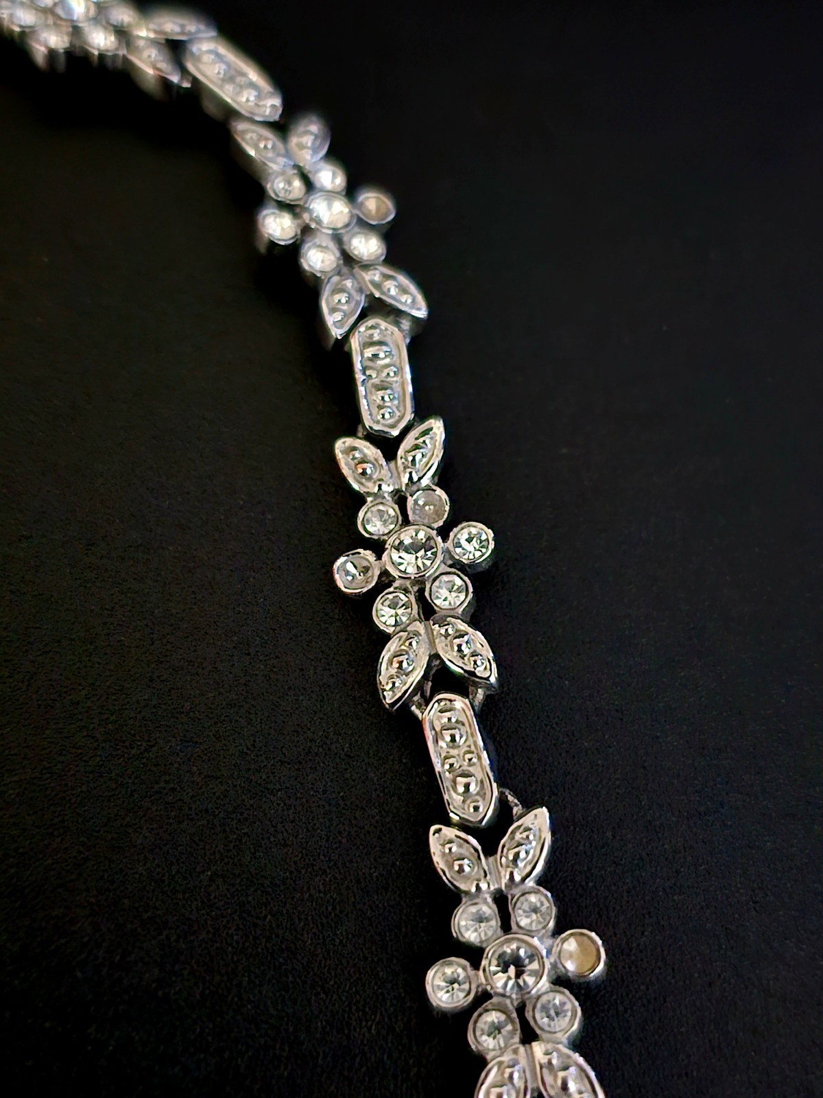 Silver Plated White Cubic Zirconia Flower Stated Elegant Floral Necklace 16in