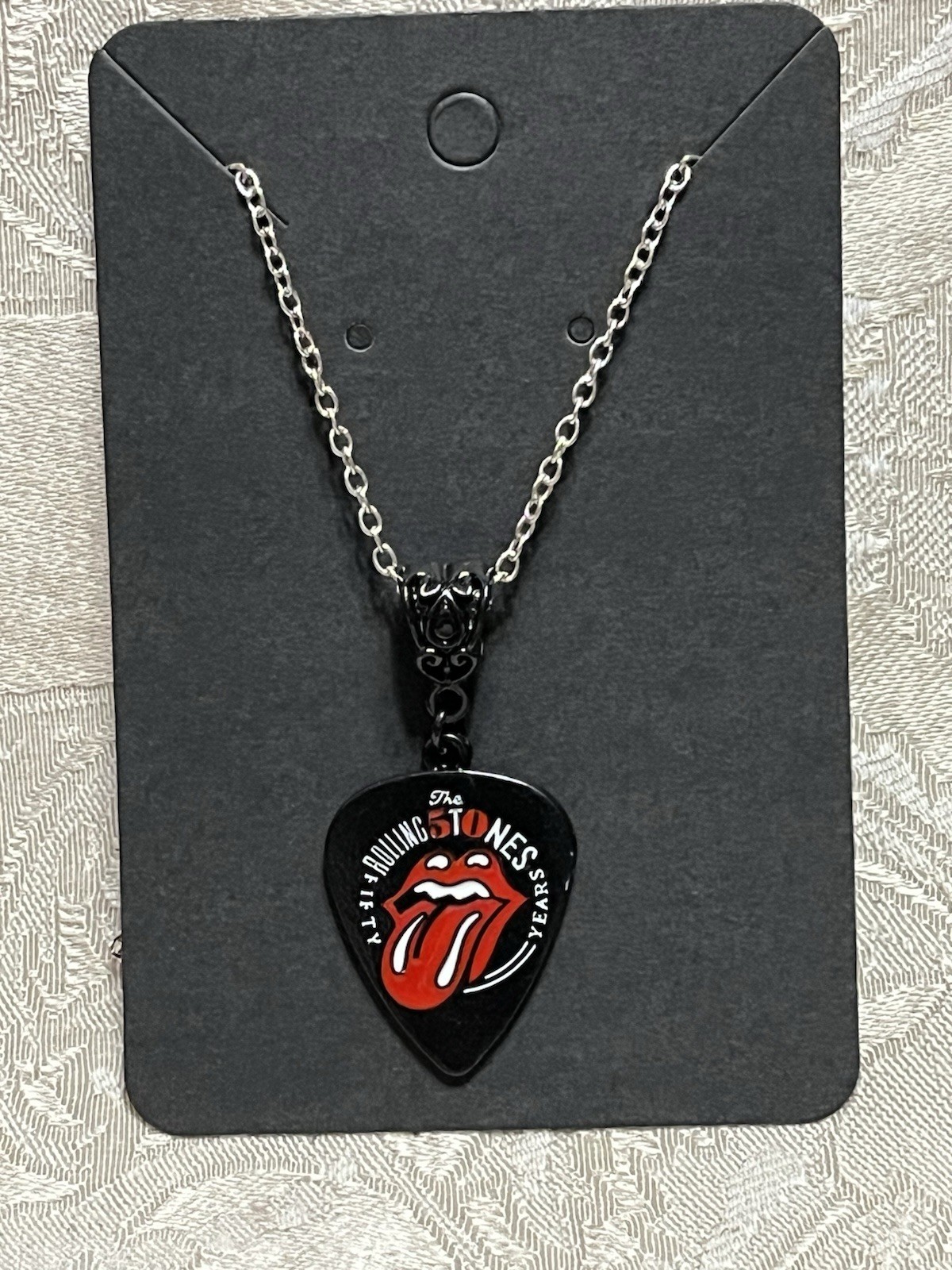 Rock Band Rolling Stones Black Pendant Silver Necklace Fashion Festival Jewelry