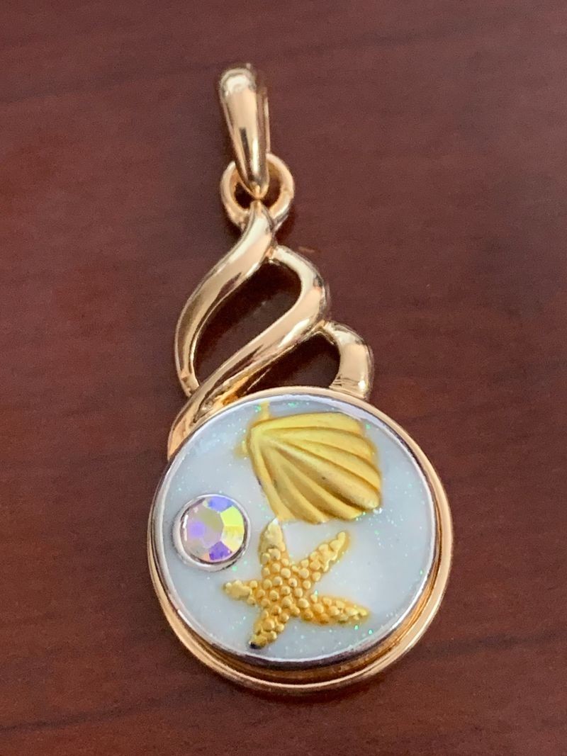 Snap Jewelry Gold Pendant Swirl Designer Fits 18-20mm Ginger Style Charms NEW