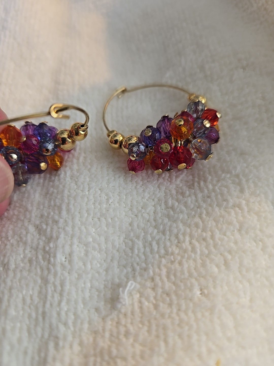 Women’s Hoop earings with beads.