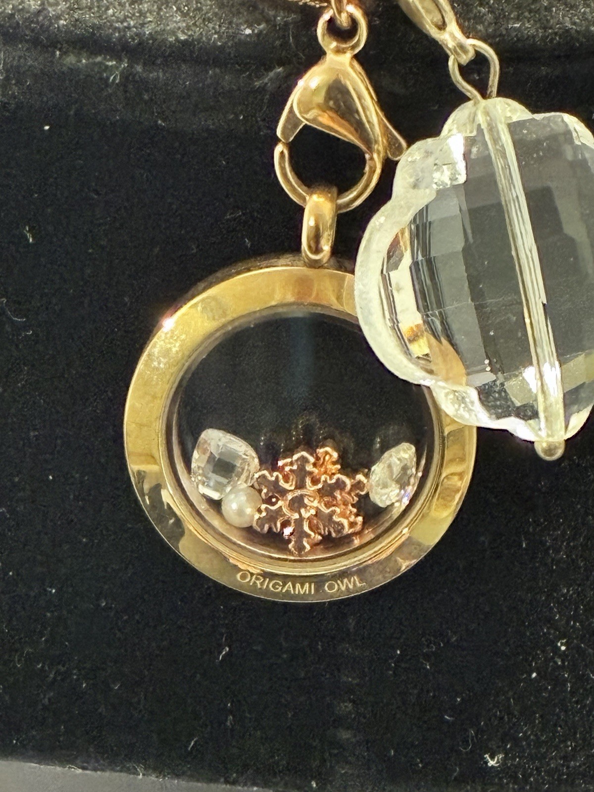 Origami Owl Rose Gold Convertible Living Locket Necklace Winter Snowflake Set