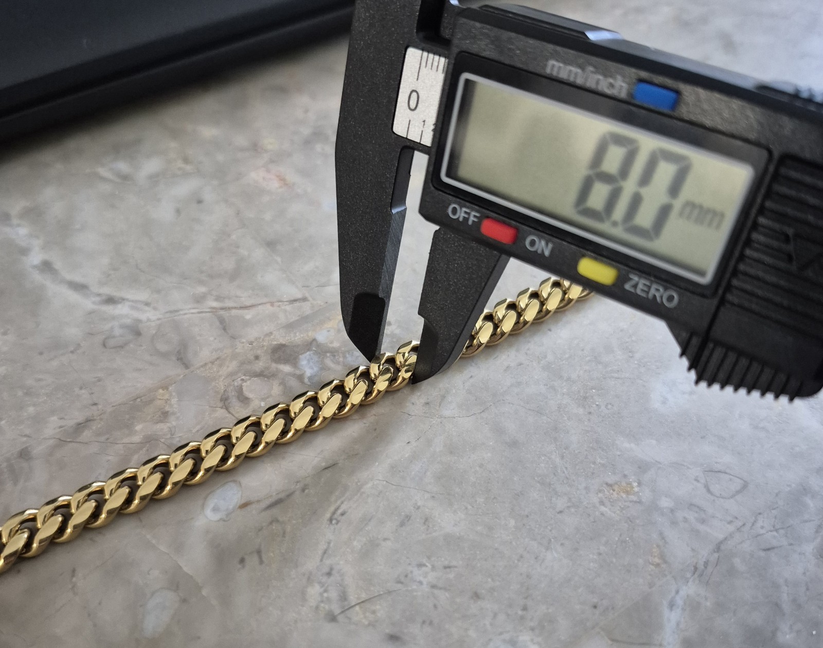 Cuban Link Chain Necklace 8mm 24in 18K Gold Plated PVD 316 Stainless Steel