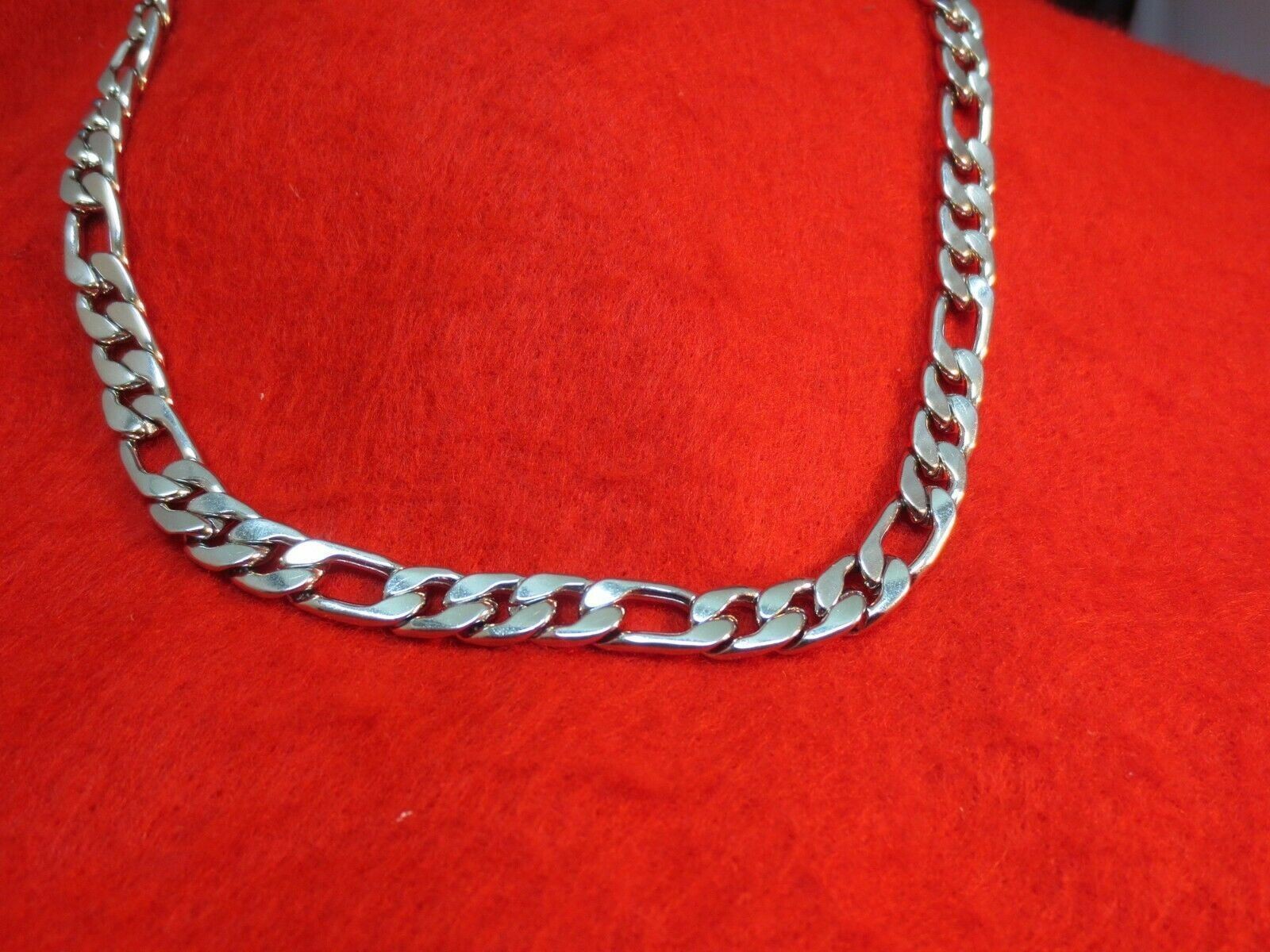 22″ MENS STAINLESS STEEL SILVER 9MM FIGARO CHAIN NECKLACE W/SPECIAL CLASP