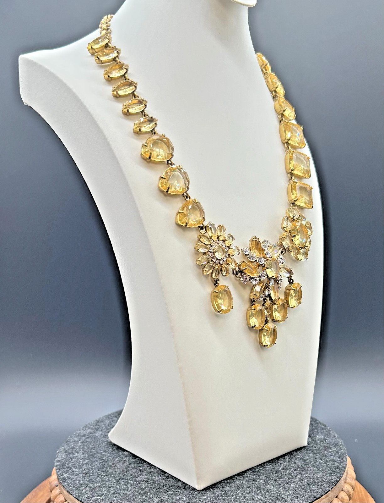 J Crew Yellow Citrine Crystal Rhinestone Cluster Bib Statement Necklace VTG NWOT
