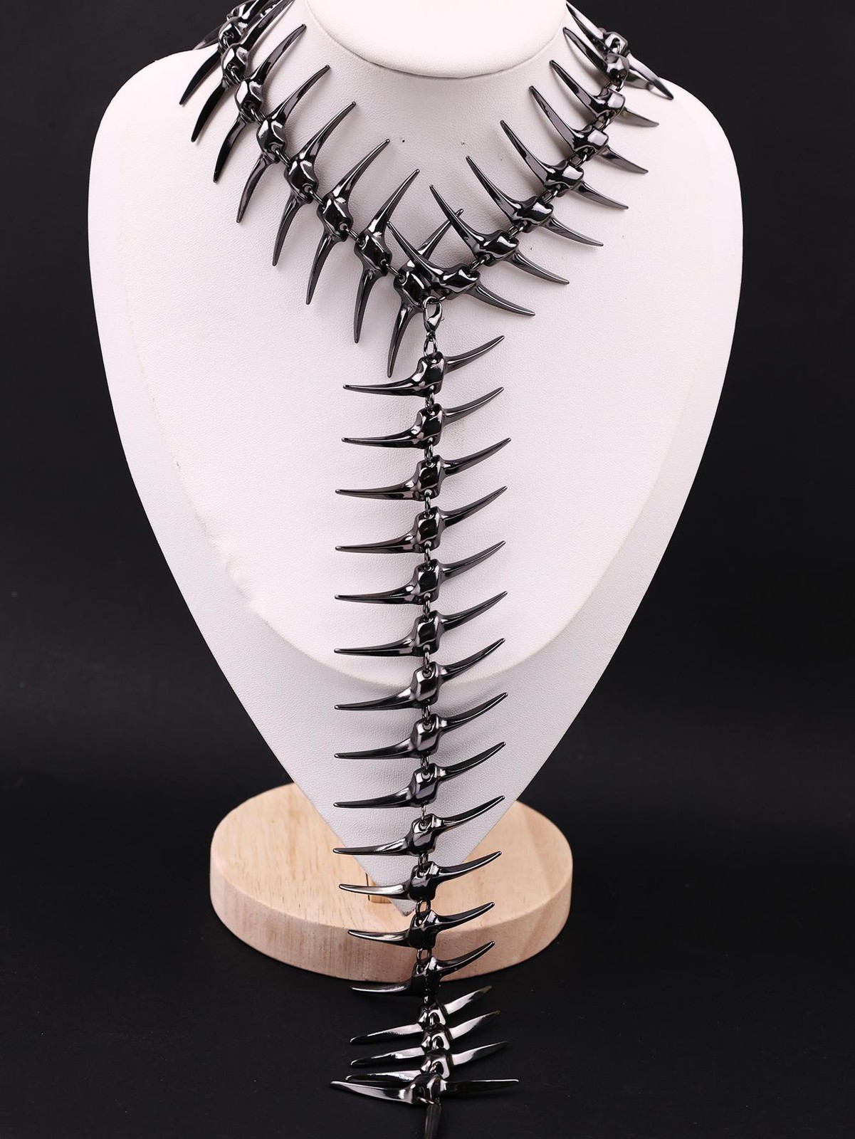 Women’s Thorn Skeleton Alloy Necklace Gothic Punk Hip Hop Pendant Jewelry Gift
