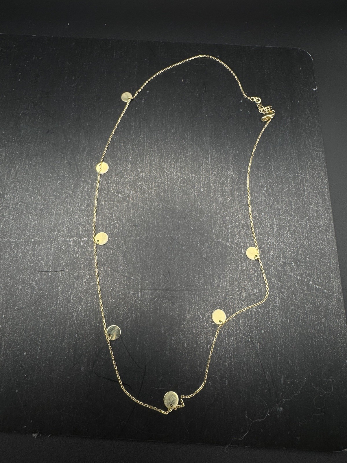 14k Gold Dainty Circle Necklace – 18 inch – 2.57g