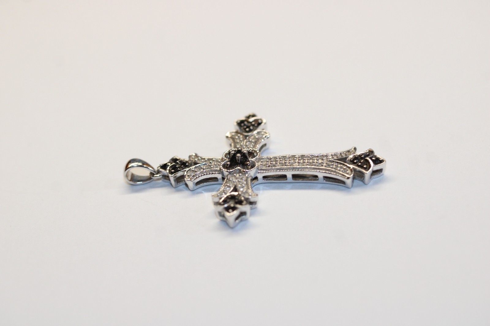 Sterling Silver JS Black and White Diamond Tested Cross Pendant Necklace #216