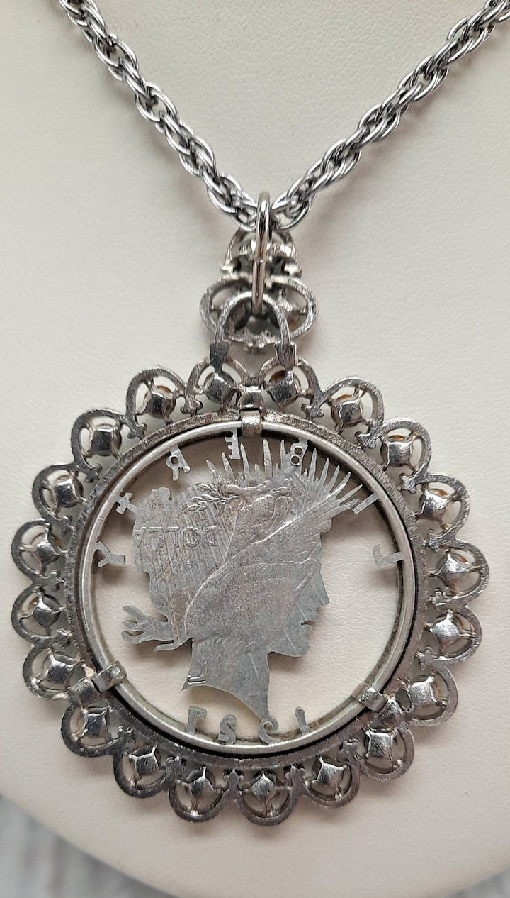 Vintage 1927 Lady Liberty Pendant Necklace with Blue Stones 12″ Cable Chain