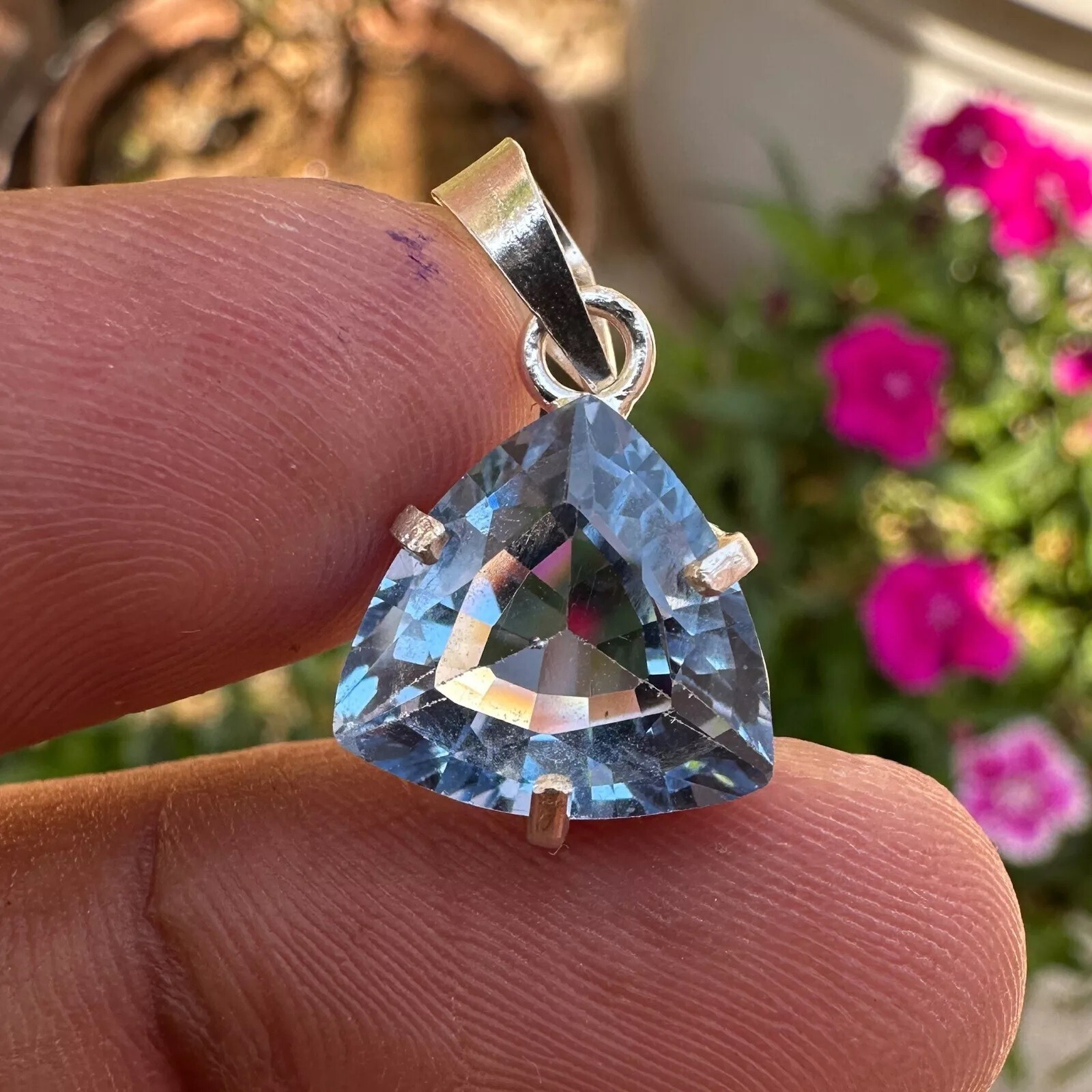 Flawless Certified 20.50 ct Santa Maria Blue Aquamarine Pendant-925 Solid Silver