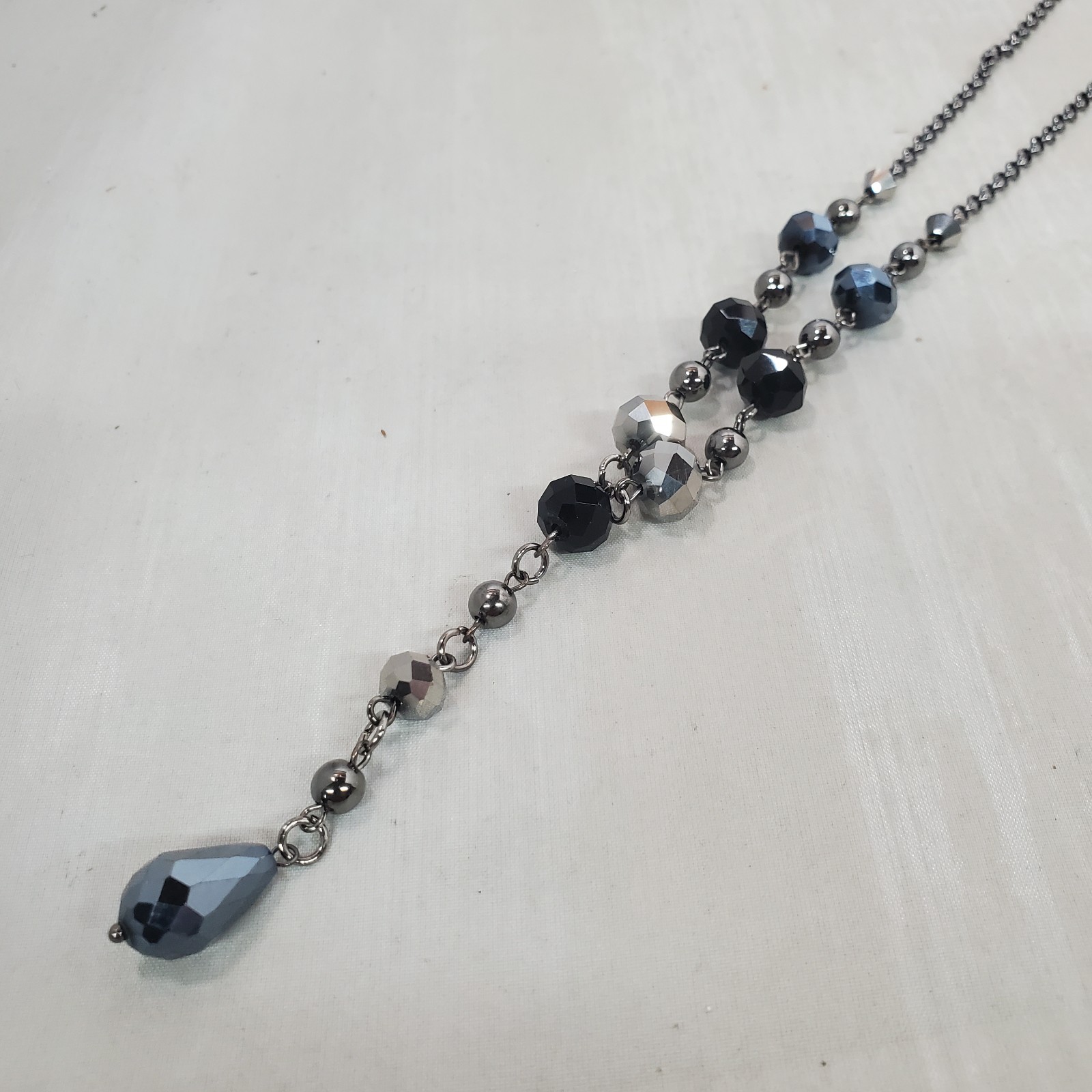 Inter American Faceted black and smoky grey crystal Stone lariat Necklace NWT