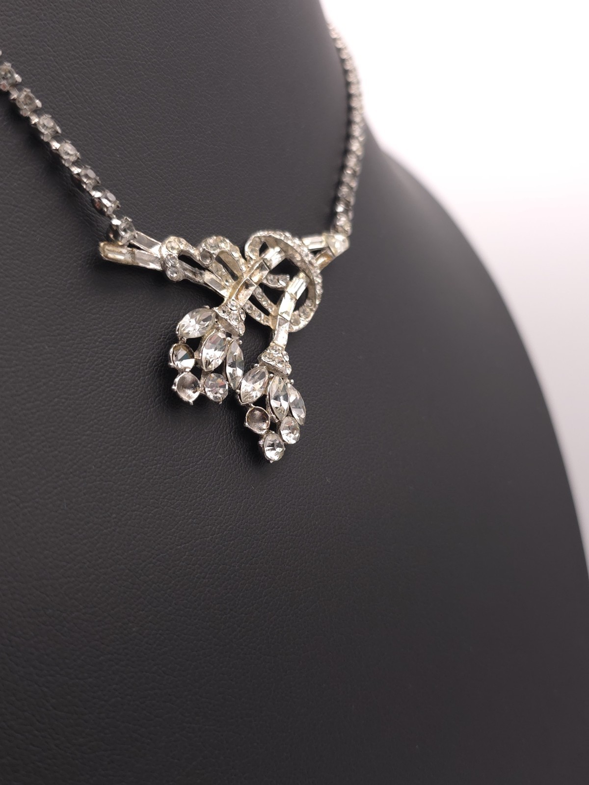 Vintage Silver Tone Rhinestone Bow Pendant Tennis Chain Necklace (Missing Stone)