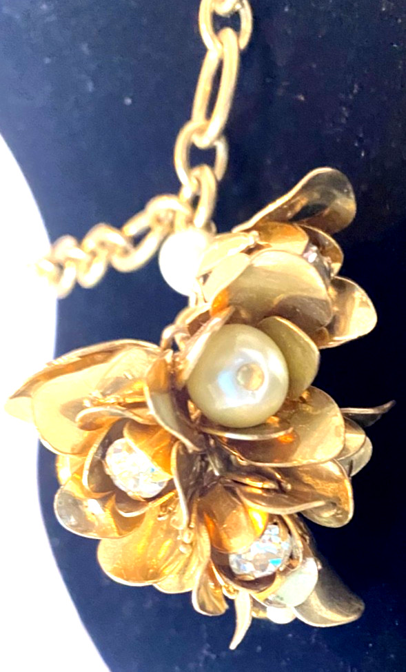 J Crew Gold tone Chunky Flower Pearl Crystal Bouquet Long Statement Necklace 30″