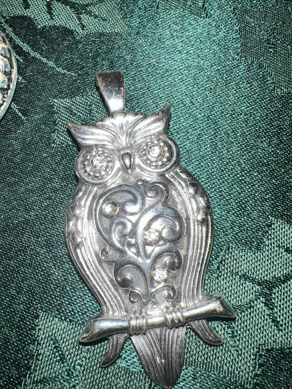 Lot Of 2 RMN Roman SILVERTONE Pendants Owl Tassel Medallion
