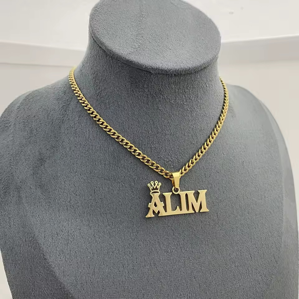 Personalized Crown Name Necklace Cuban Chain Pendant Jewelry Women Men Fashion