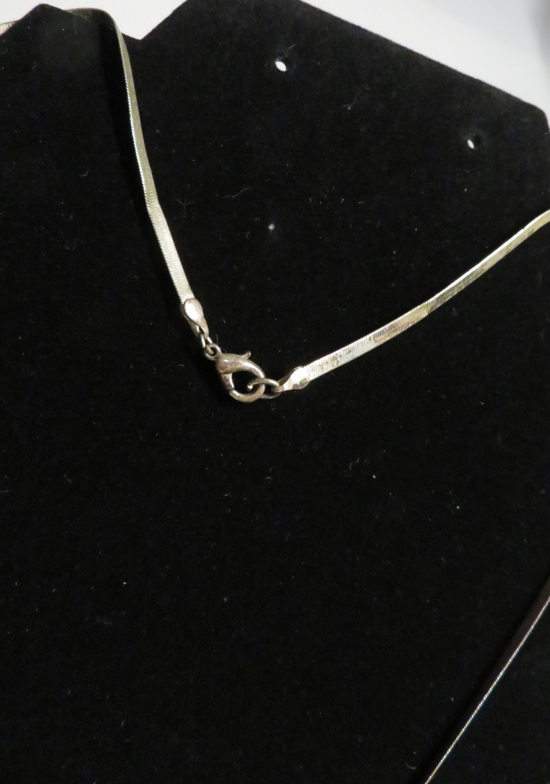 Vintage Gold Silver Tone Herringbone Chain Necklace Flat Link 24″ ROUGH CONDITIO