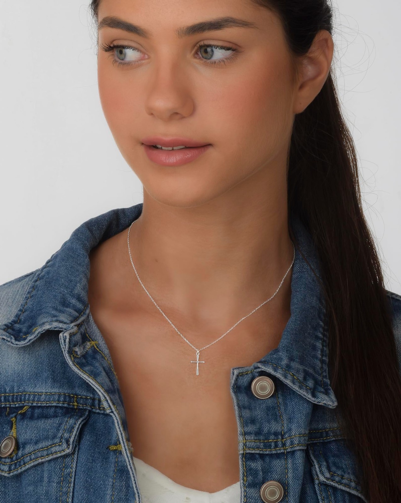 Simple Cross Necklace for Women – 16-18 Inch Silver/Gold Chain, Faith Jewelry Gi