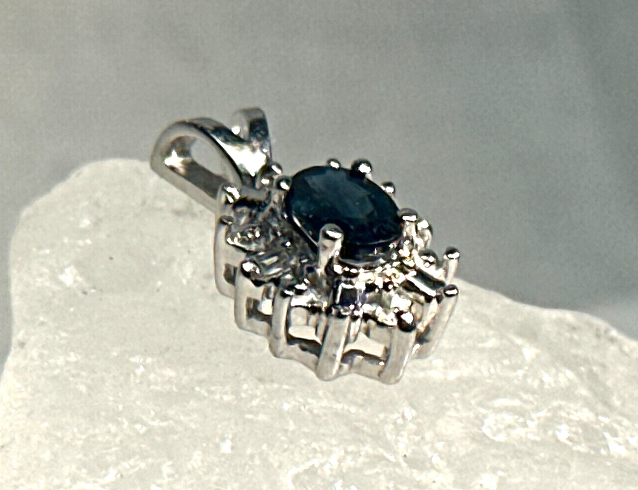 10K White Gold Pendant 1.44g Fine Jewelry Sapphire Color Stone