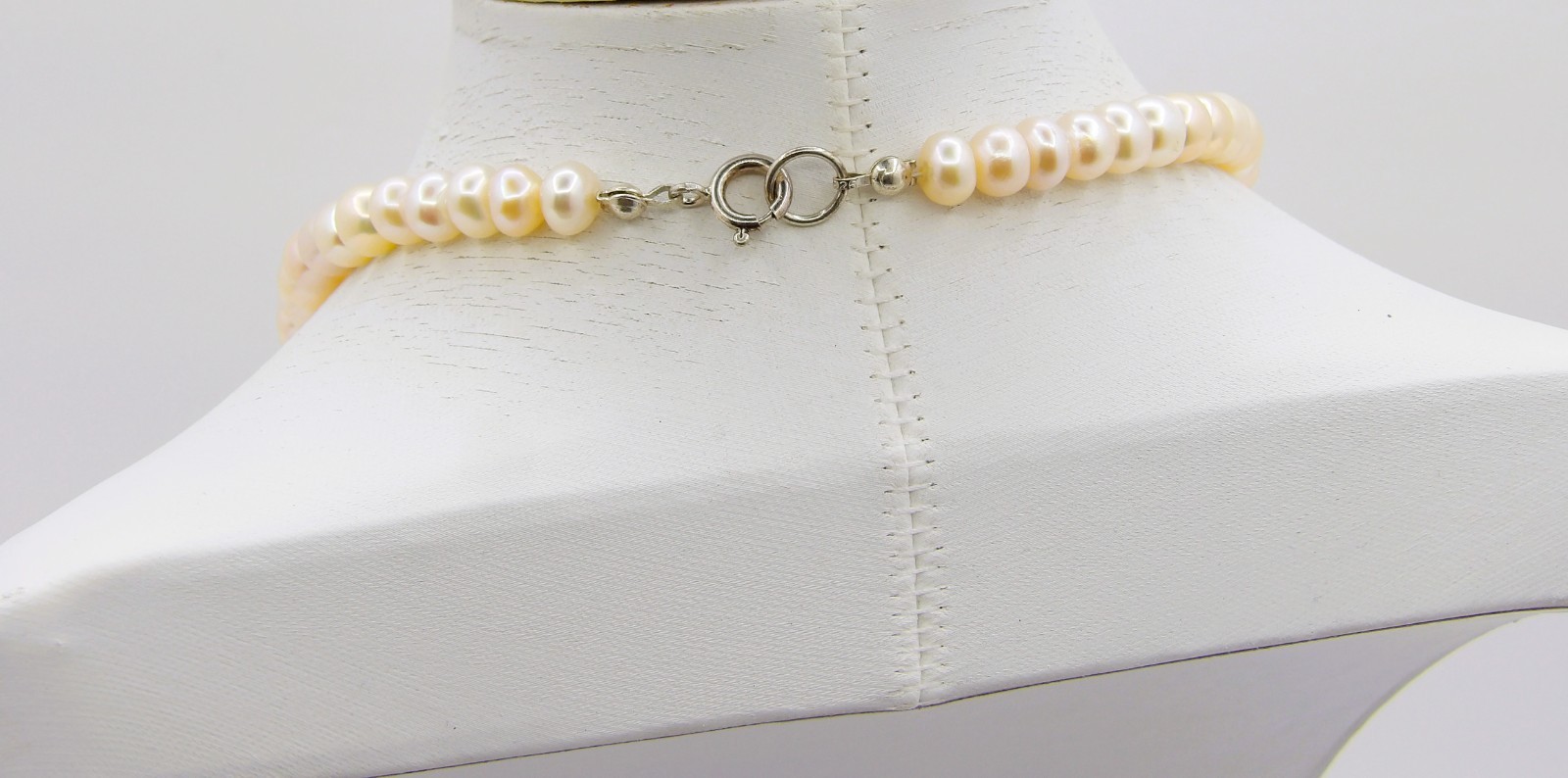 19 inches long Genuine peach button Freshwater Pearl Necklace NK823