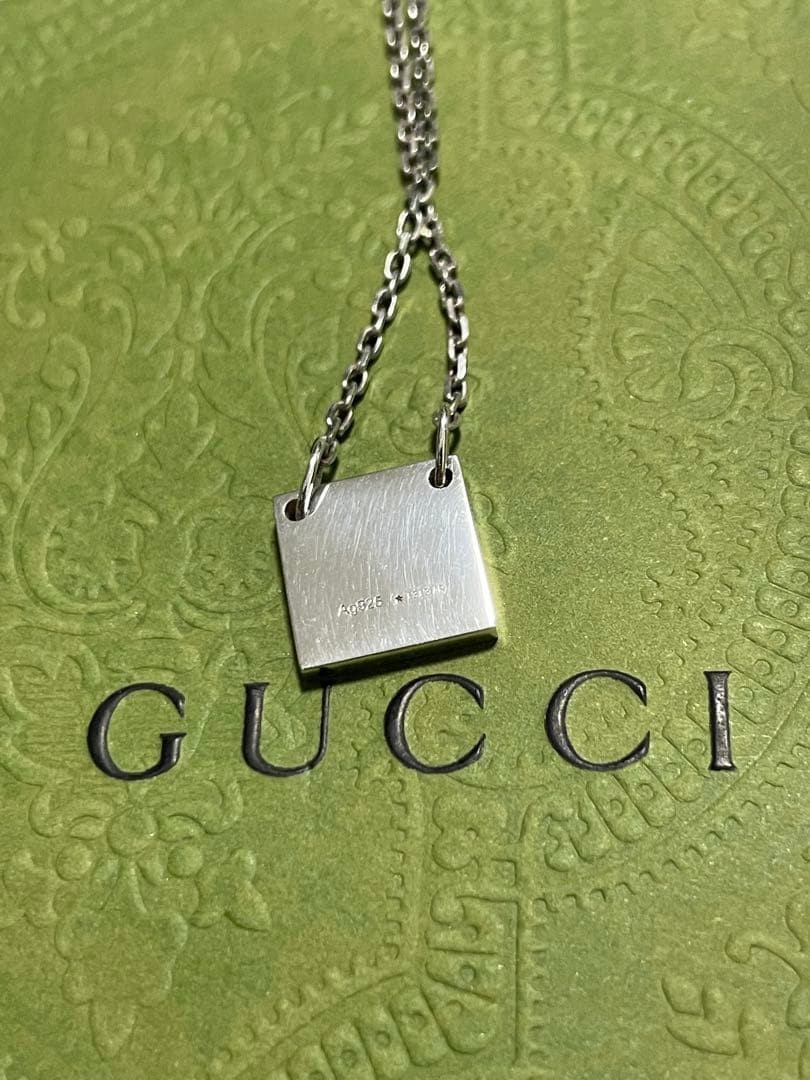 GUCCI Gucci Square Plate Necklace Men Women